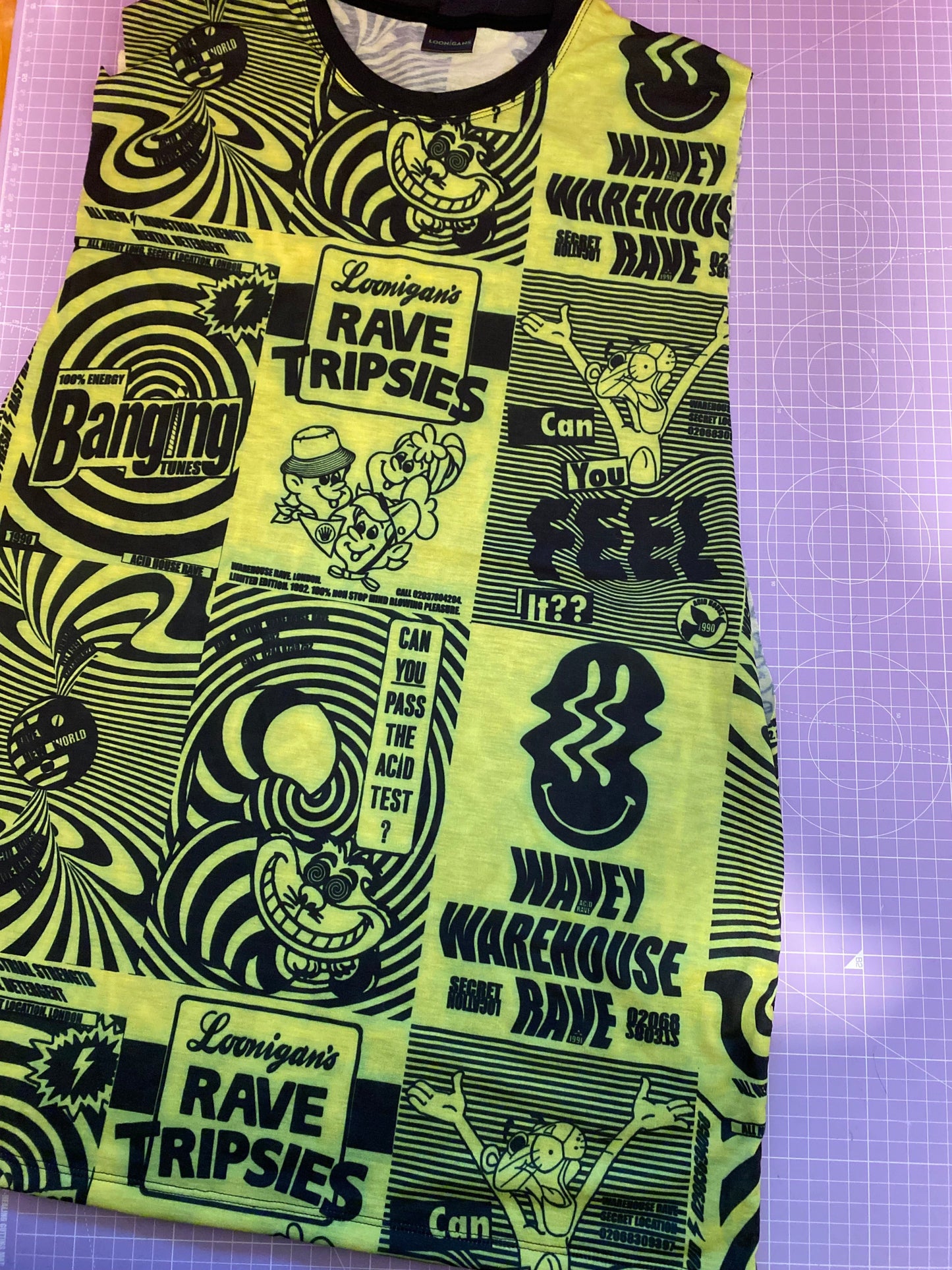 Mens/Unisex Singlet | Rave Poster | Loonigans