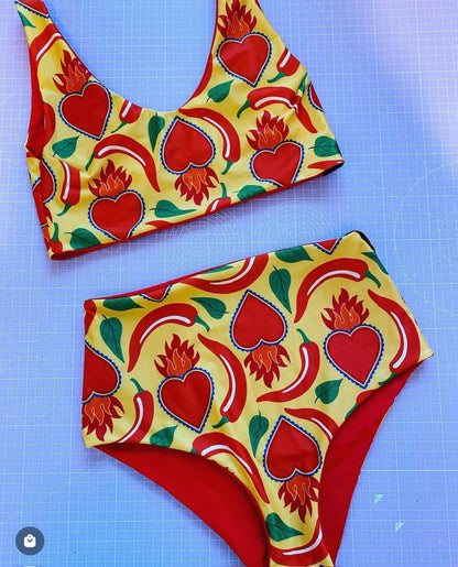 UK 10-12 M - DAZZLE & JOLT X LOONIGANS PICANTE Reversible Bikini Top ONLY