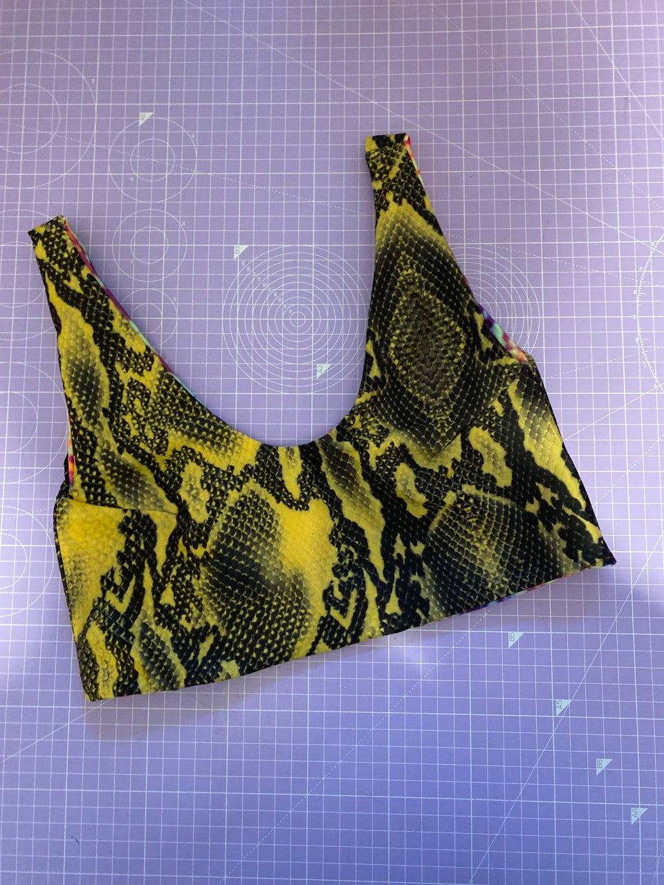 UK 6-8 XS - Reversible Crop Top - Yellow Snake/Tie Dye